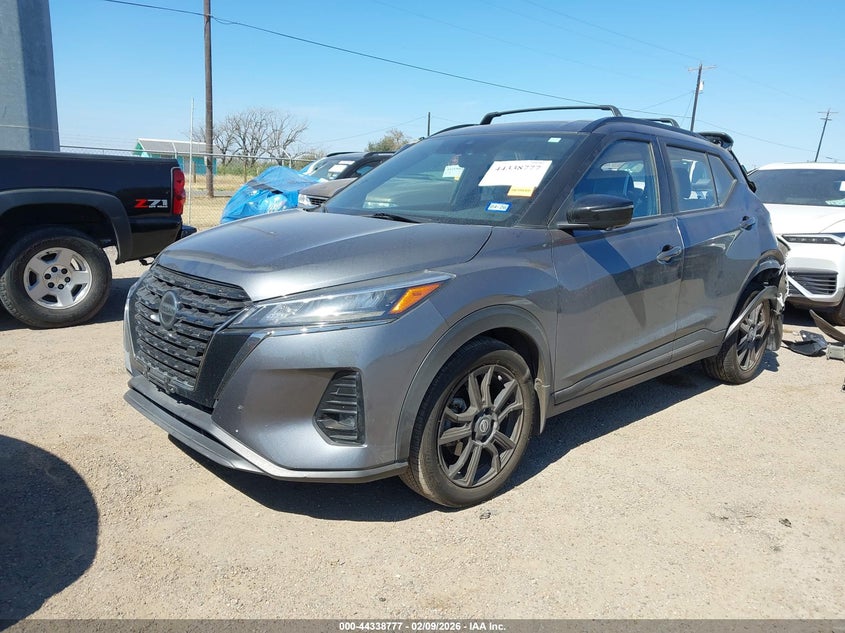 2021 Nissan Kicks Sr Xtronic Cvt