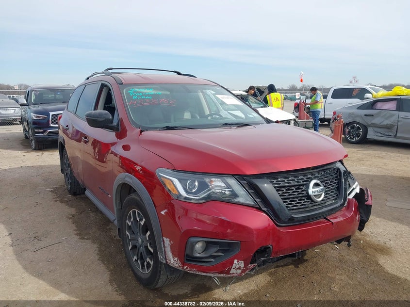 2019 Nissan Pathfinder Sv