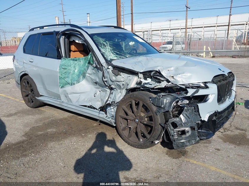 2026 BMW X7 xDrive40I
