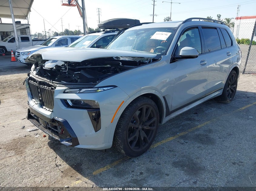 2026 BMW X7 xDrive40I