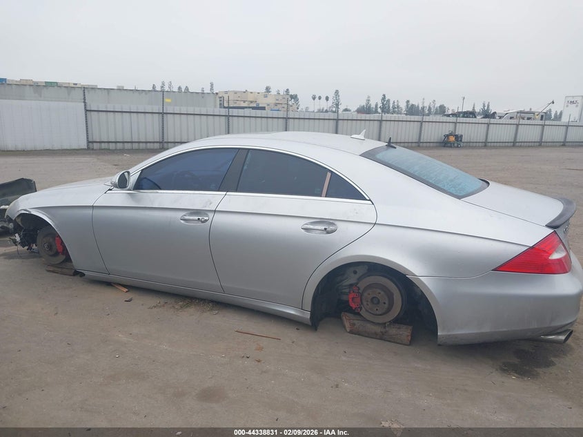 2007 Mercedes-Benz Cls 550 VIN: WDDDJ72XX7A100053 Lot: 44338831