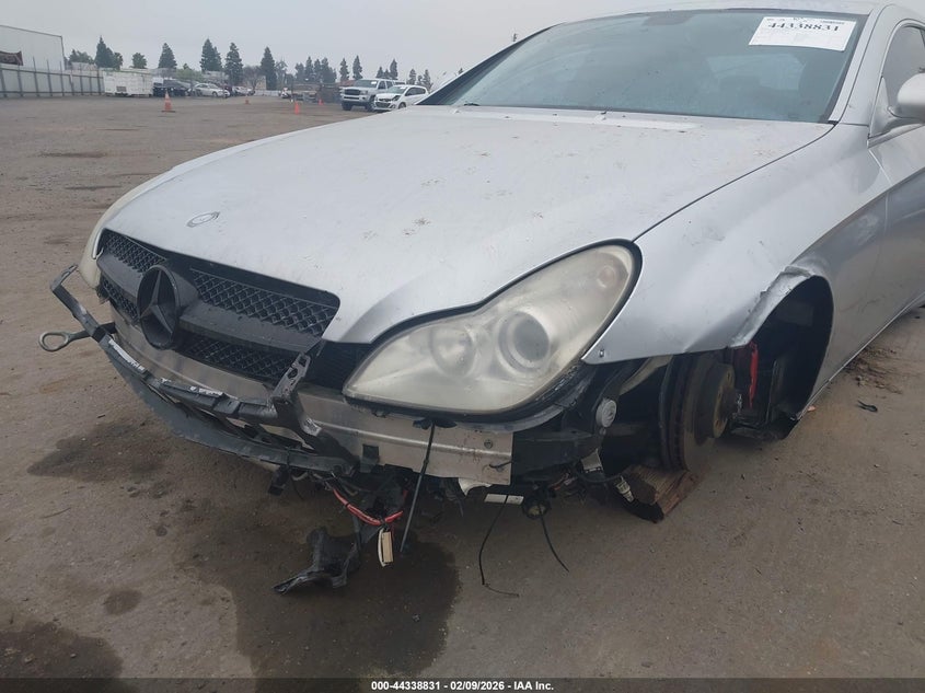 2007 Mercedes-Benz Cls 550 VIN: WDDDJ72XX7A100053 Lot: 44338831