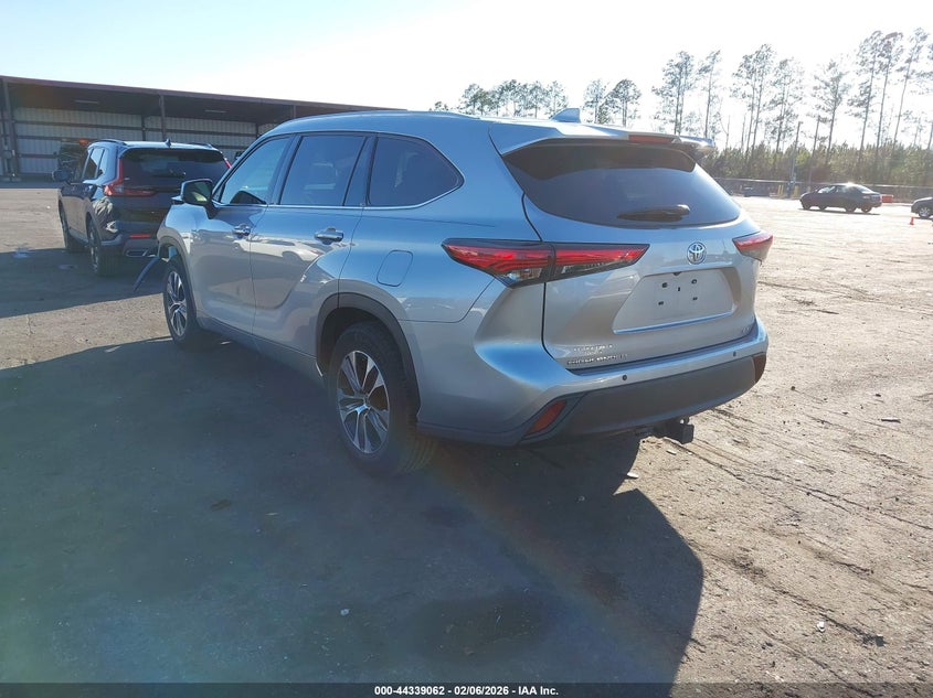 2022 Toyota Highlander Xle