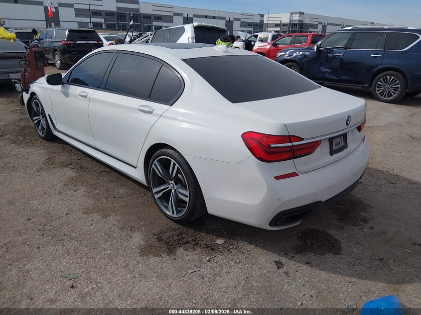 2019 BMW 740I
