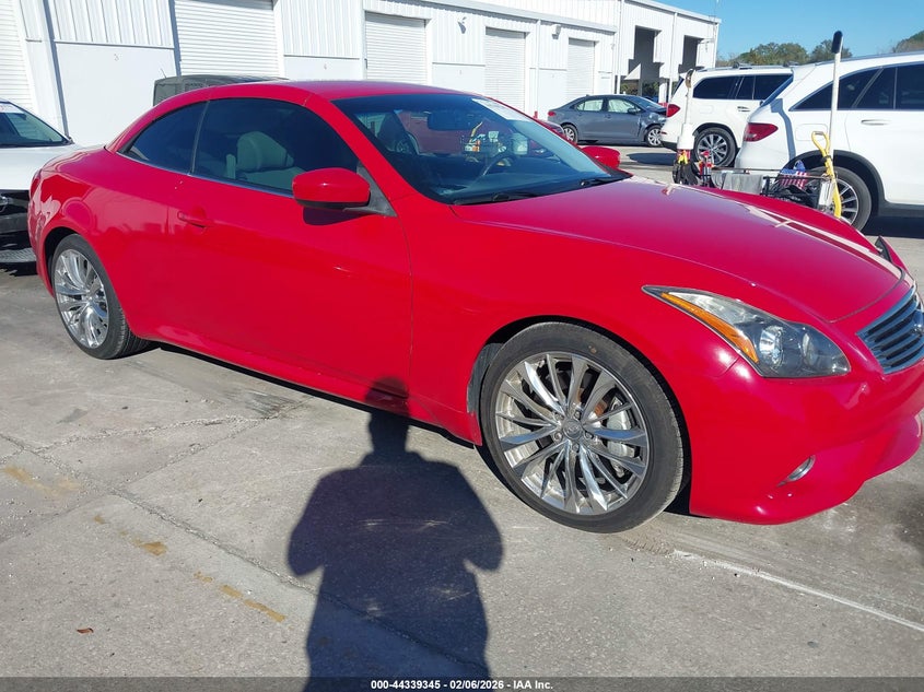 2013 Infiniti G37
