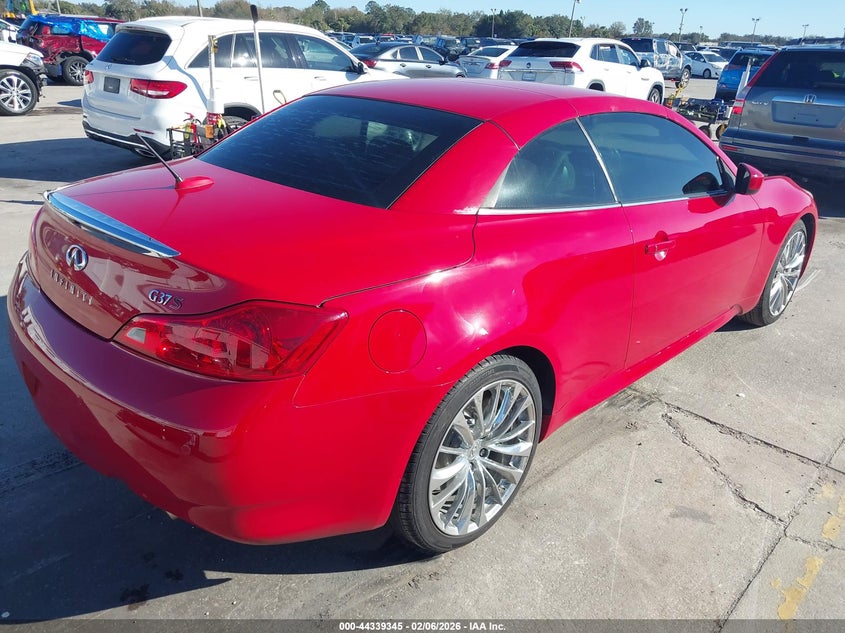 2013 Infiniti G37