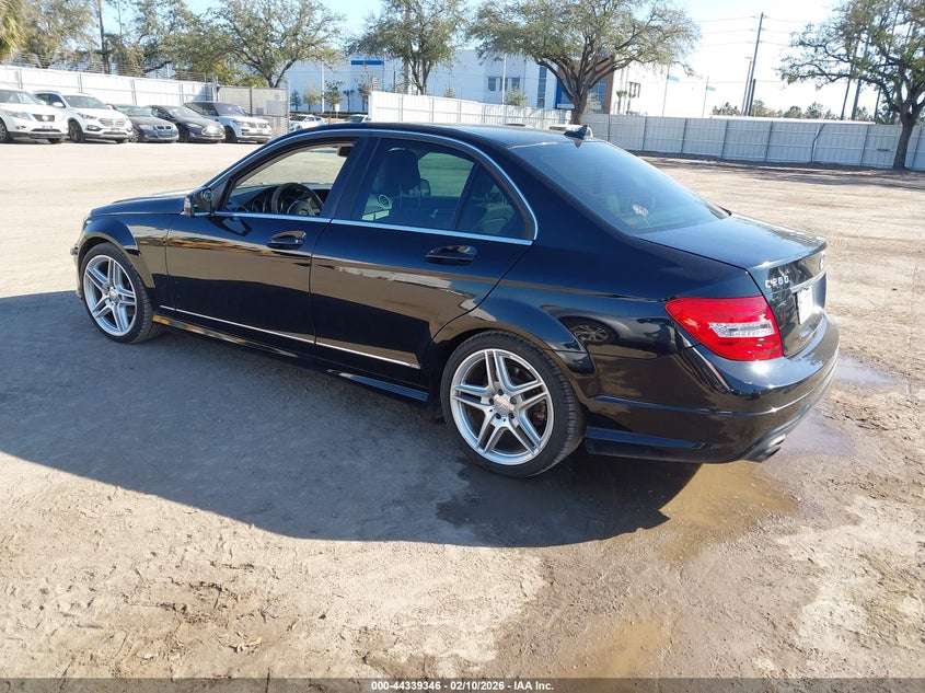 2013 Mercedes-Benz C 250 Sport