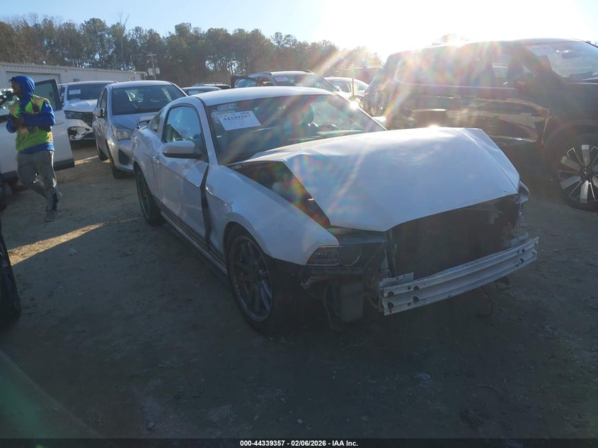 2013 Ford Mustang V6 Premium