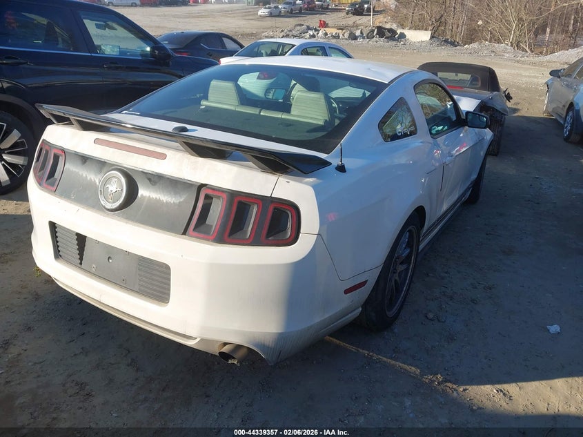 2013 Ford Mustang V6 Premium