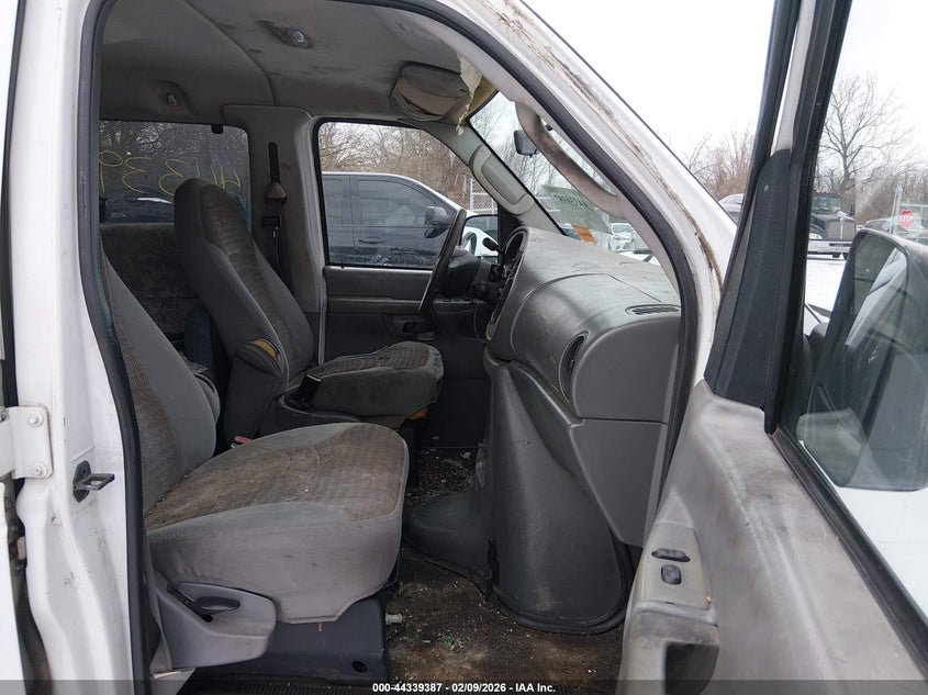 2003 Ford E-350 Super Duty Xl/Xlt