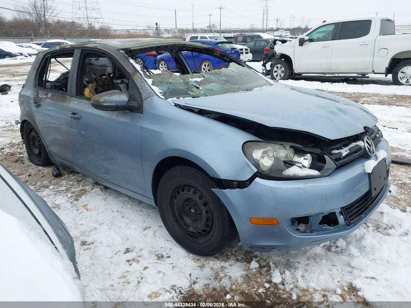 2010 Volkswagen Golf 4-Door