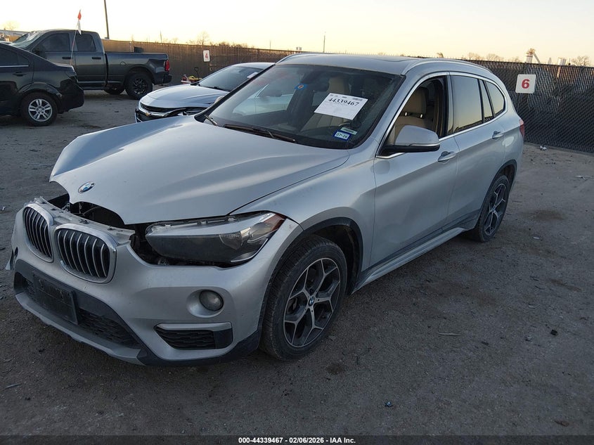 VIN WBXHT3C34J5L34105 2018 BMW X1 XDRIVE28I