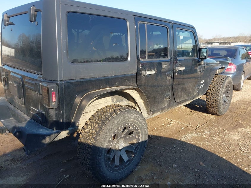 2011 Jeep Wrangler Unlimited Sahara