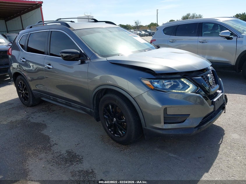 2018 Nissan Rogue Sv