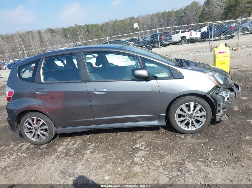 2012 Honda Fit 1.5 Sport grey Lot 111044339523 Vin JHMGE8H55CC012452