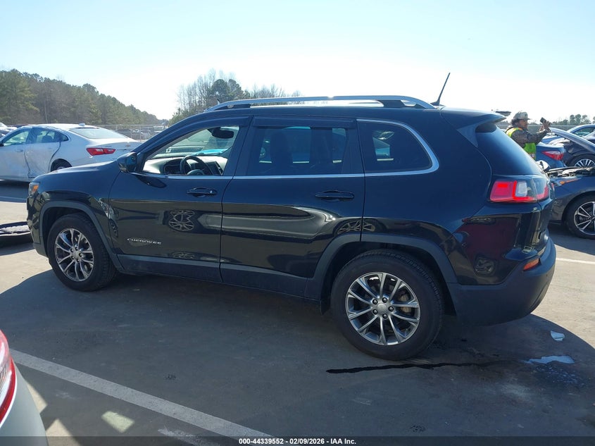 2019 Jeep Cherokee - widok 14