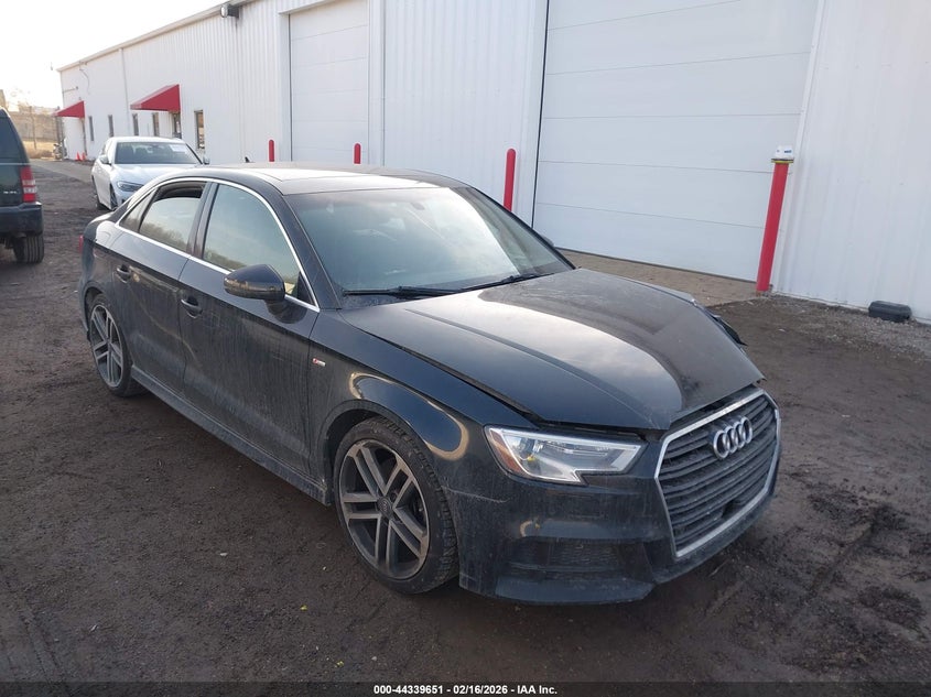 WAUGUGFF0J1032513 2018 Audi A3 2.0T Premium/2.0T Tech Premium auction photo 1