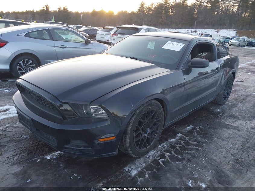 2014 Ford Mustang V6