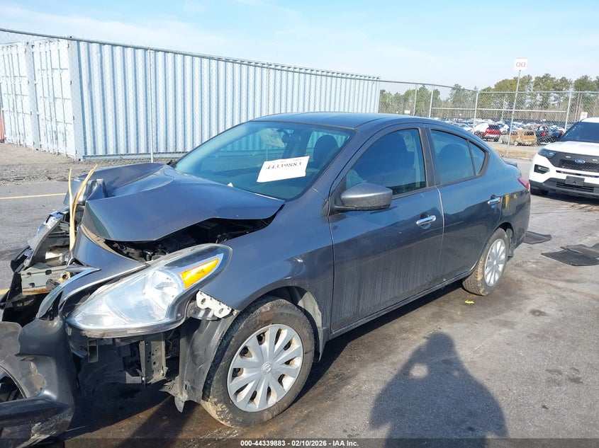 2016 Nissan Versa 1.6 Sv