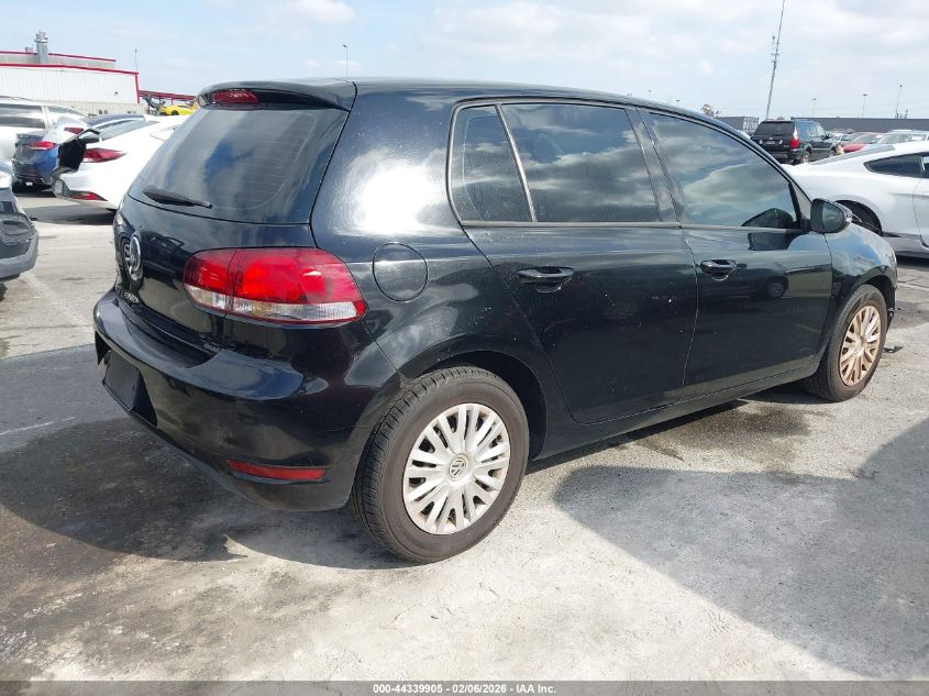 2013 Volkswagen Golf 2.5L 4-Door