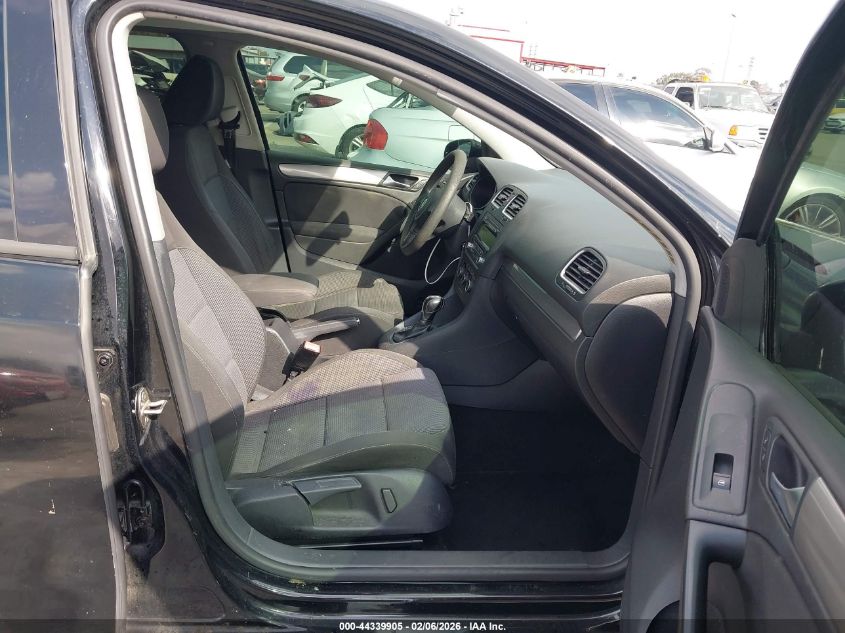 2013 Volkswagen Golf 2.5L 4-Door