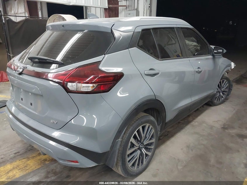 2023 Nissan Kicks Sv Xtronic Cvt