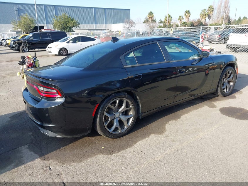 2015 Dodge Charger Sxt