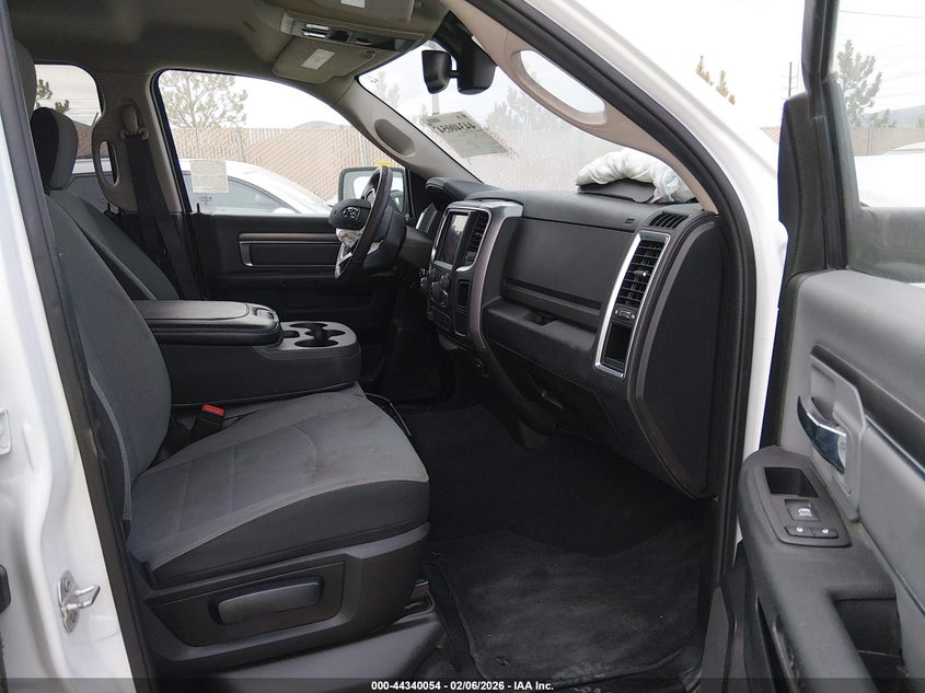 2022 Ram 1500 Classic Slt 4X4 5'7 Box