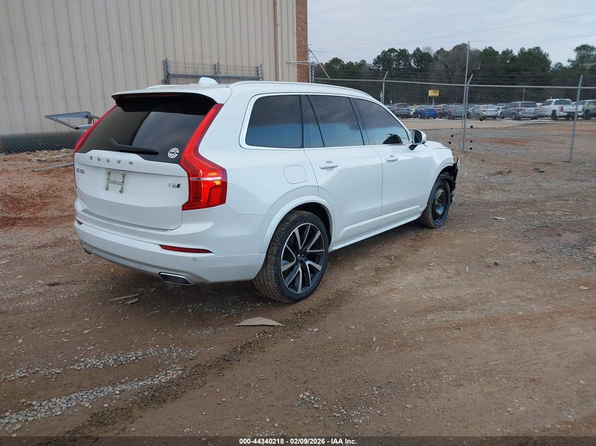 2020 Volvo Xc90 T6 Momentum 7 Passenger