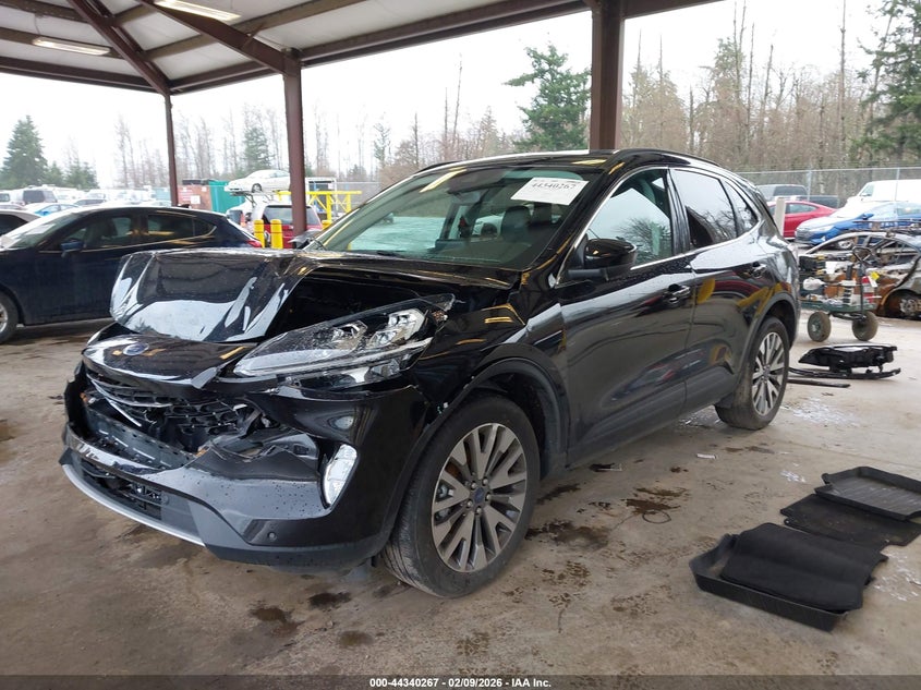 2022 Ford Escape Titanium