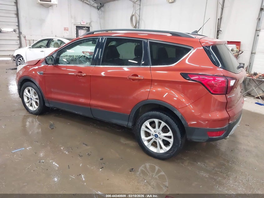 2019 Ford Escape Sel