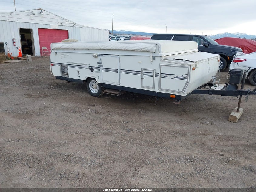 2004 ROCKWELL TRAILER