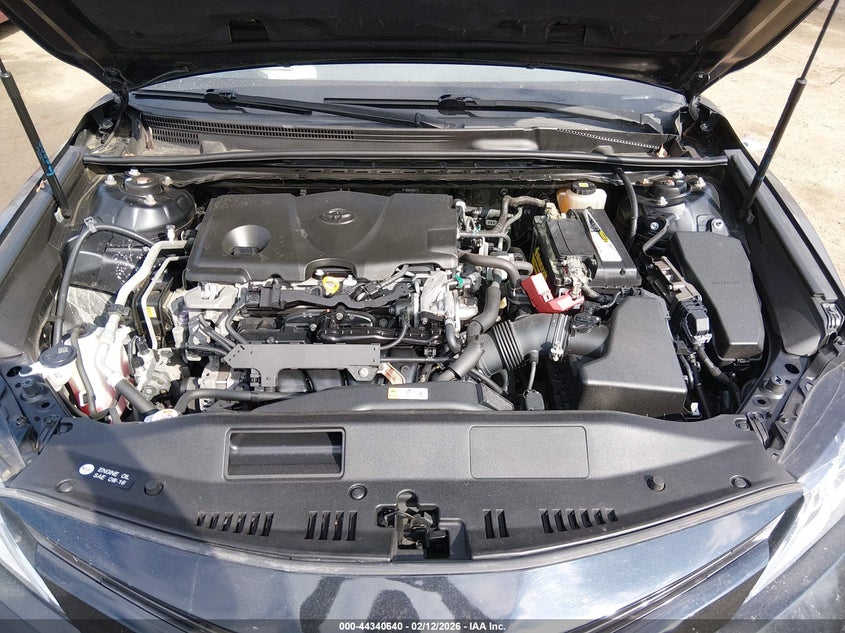 TOYOTA CAMRY - zdjęcie 10
