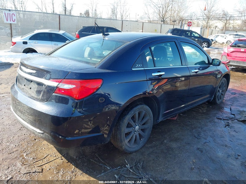 2012 Chrysler 200 Limited