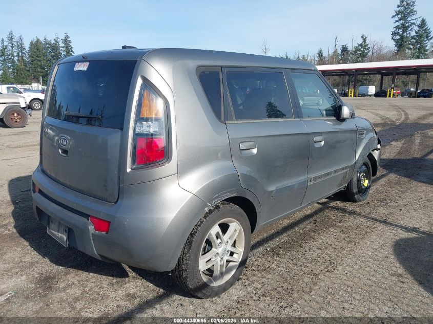 2010 Kia Soul +