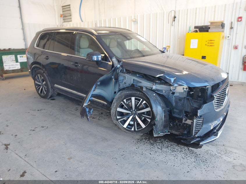 2026 Volvo Xc90 Core, B5 Awd Gas (Mild Hybrid), Gasoline, Bright, 7 Seats