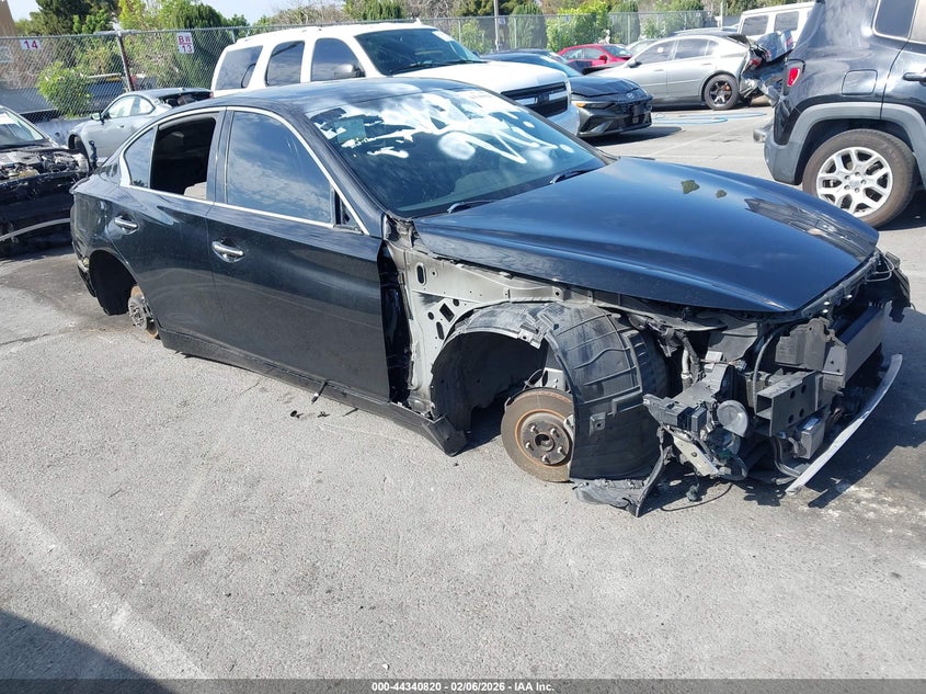 2021 Infiniti Q50 Signature Edition