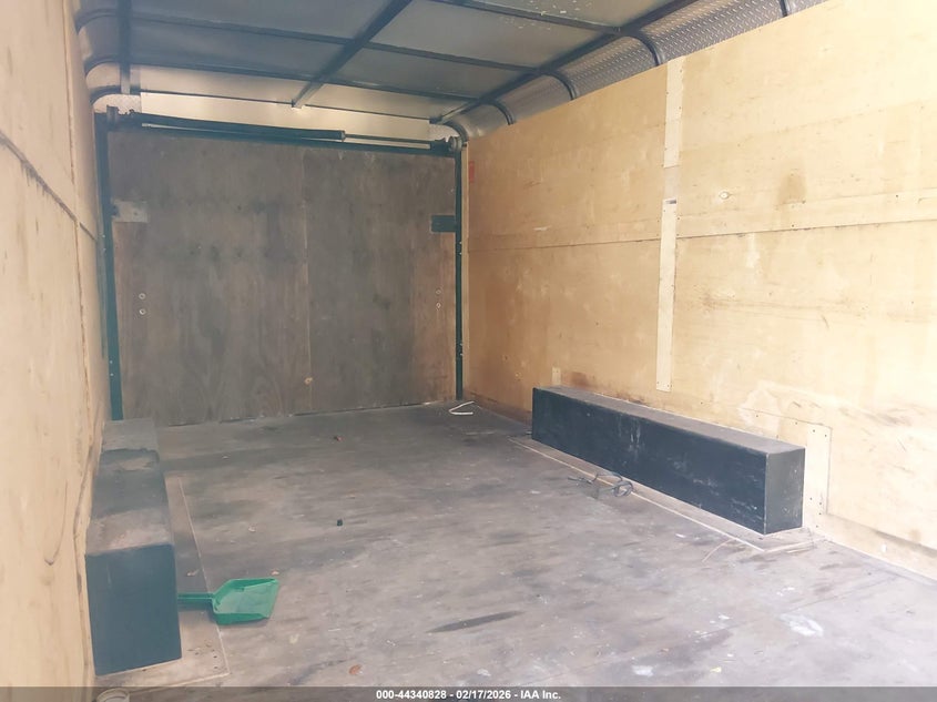 2022 SOUTHWEST ENCLOSED DUAL AXLE TRAILER auction photo 5