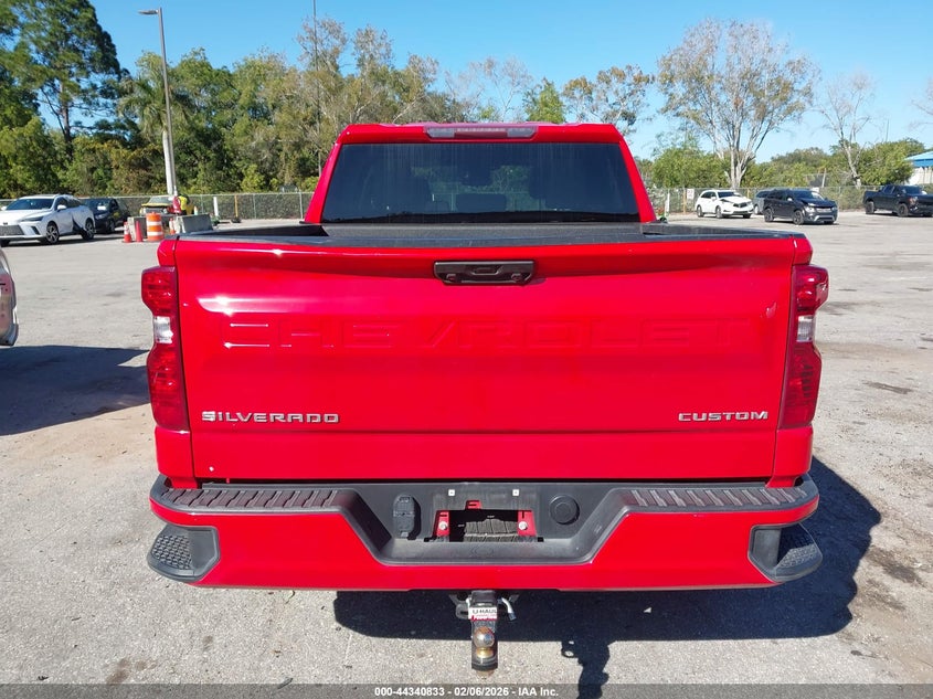 VIN 1GCPABEK1NZ587765 2022 CHEVROLET SILVERADO 1500 2WD  SHORT BED CUSTOM