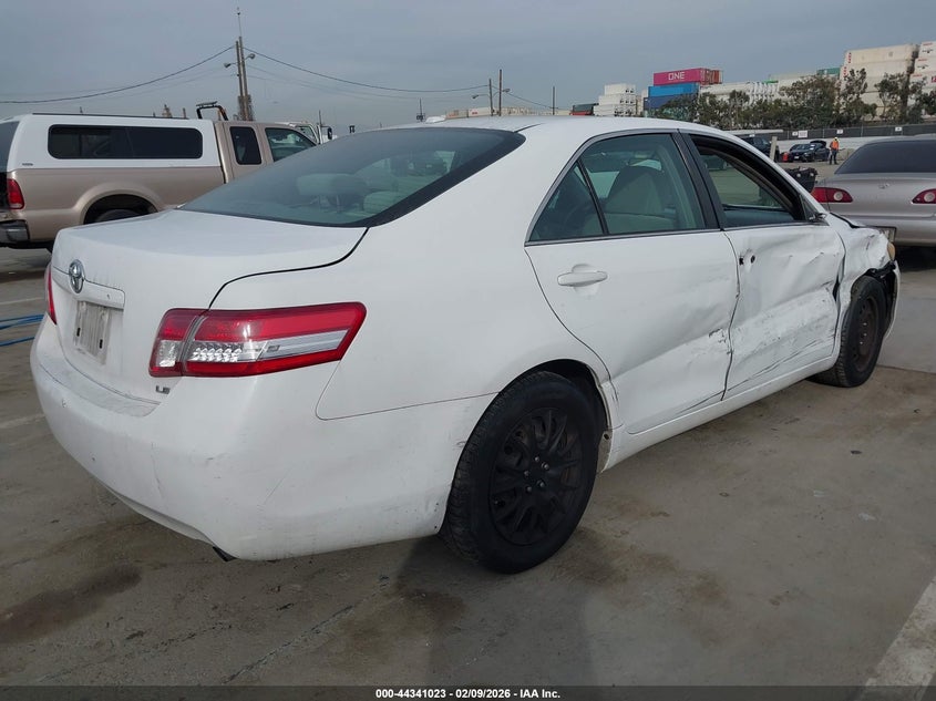 2011 Toyota Camry Le