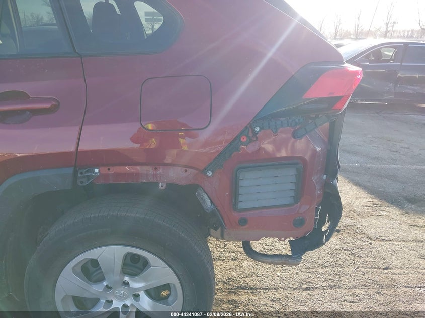 VIN 2T3F1RFV6RW490760 2024 TOYOTA RAV4 LE