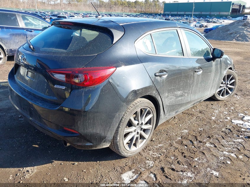 2018 Mazda Mazda3 Touring