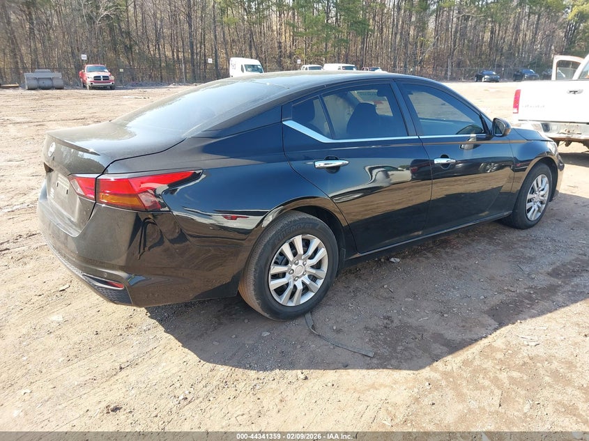 2023 Nissan Altima S Fwd