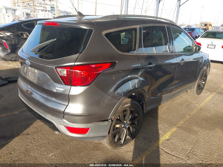 2019 Ford Escape Se