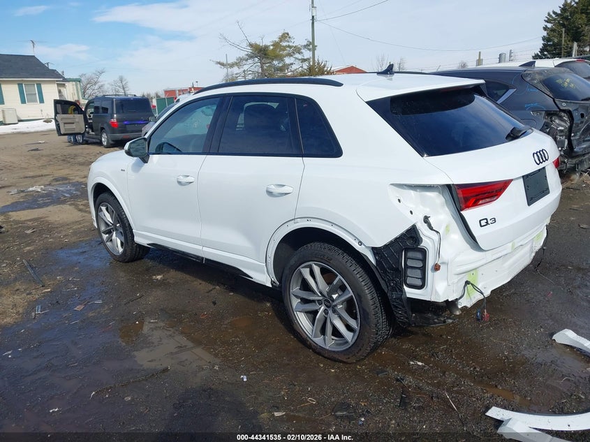 2025 Audi Q3 Premium 45 Tfsi S Line Quattro Tiptronic