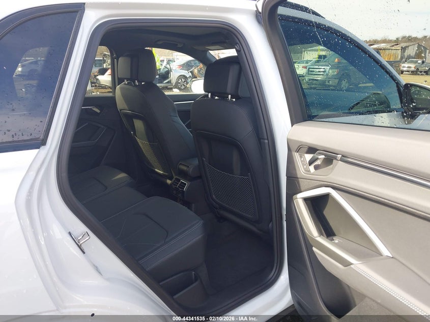 2025 Audi Q3 Premium 45 Tfsi S Line Quattro Tiptronic VIN: WA1DECF32S1010218 Lot: 44341535