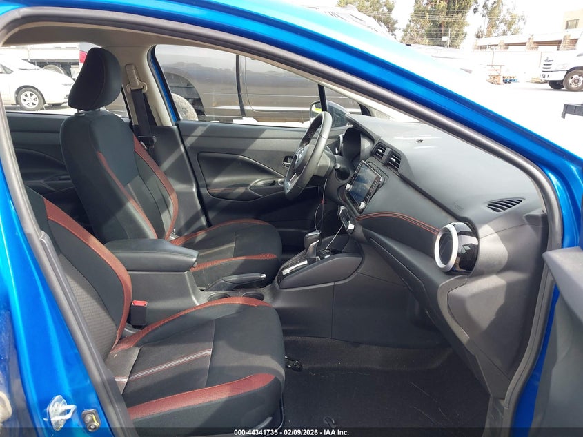 2024 Nissan Versa 1.6 Sr