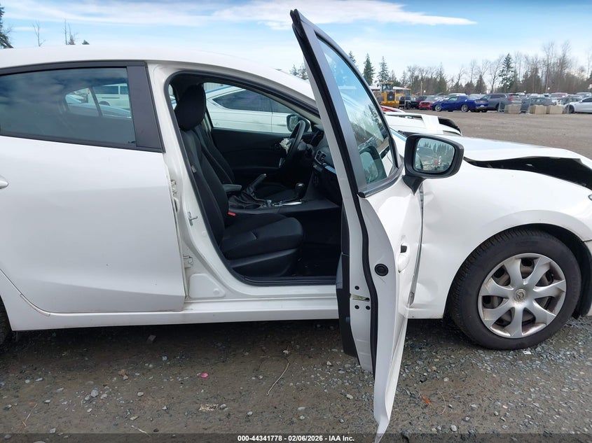 2015 Mazda Mazda3 I Sport