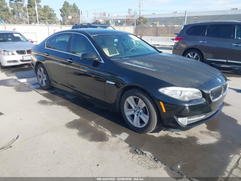 2011 BMW 528I