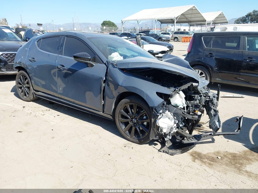 2025 Mazda Mazda3 2.5 S Carbon Edition